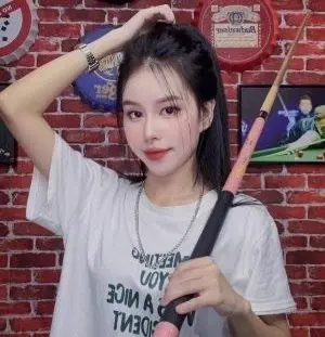 Ảnh thumbnail video Clip em Vy nhân viên quán ba địt nhau với khách cực sung